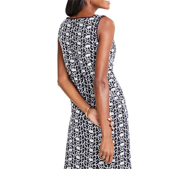 NWT Ann Taylor Embroidered Lace Cotton Sleeveless Shift Dress - Size 4 - Picture 2 of 11